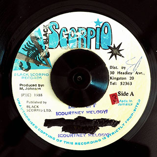 Courtney Melody - Dem Soft  /  Version