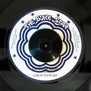 Leroy Stewart - Oh Dread Locks  /  Barry Pang - Psalm Of Satta