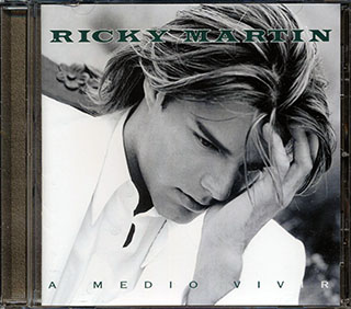 Ricky Martin - A Medio Vivir